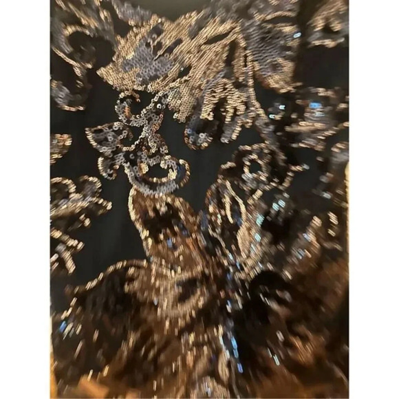 White House Black Market NWT Sequins Formal Cami Size XS/ Holiday/Cocktail/Party - Picture 2 of 4